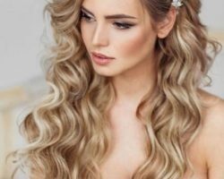 The Perfect Wedding Hairstyle for this Summer